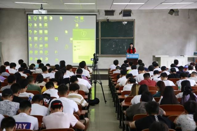 1528436400132920.png blob.png