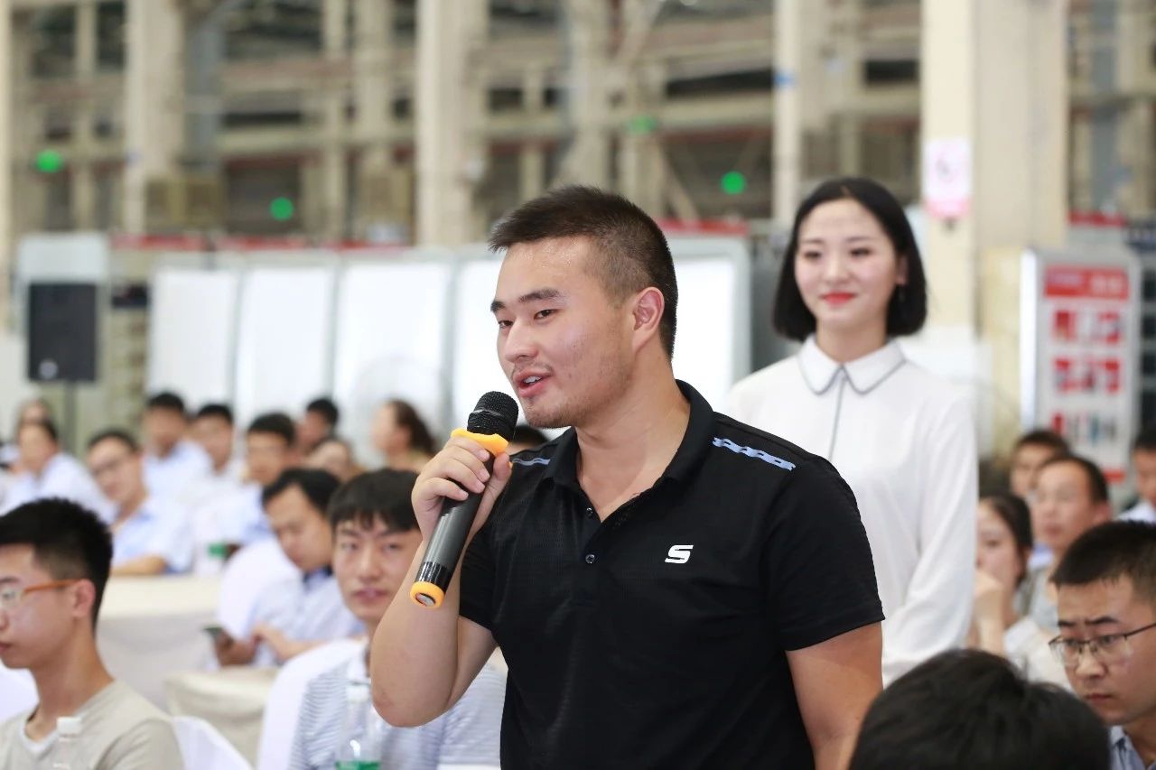 1534123772329844.jpg 1534123772329844.jpg