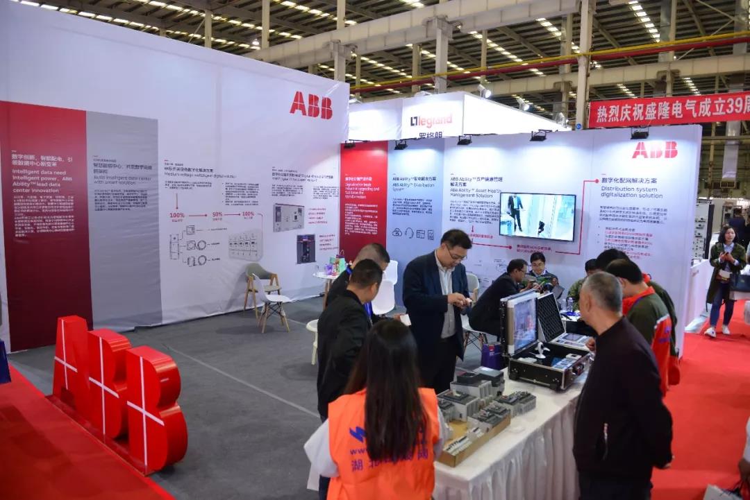 1540169174732958.jpg 1540169174732958.jpg