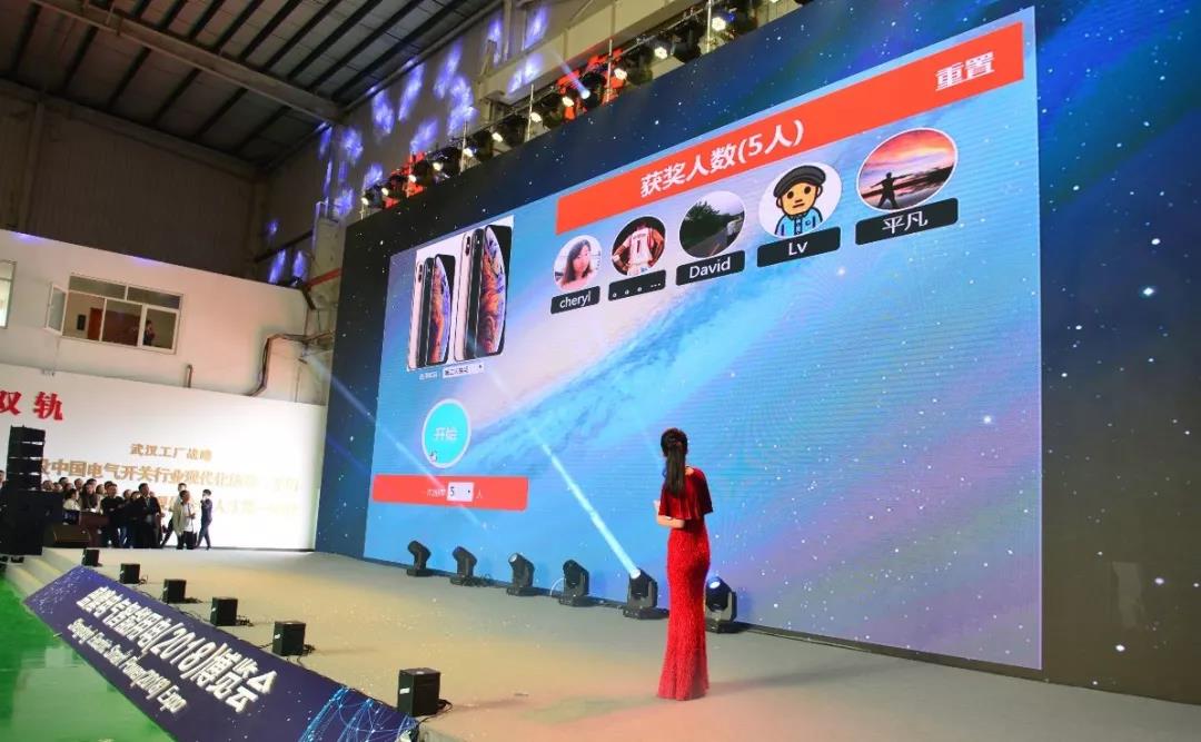 1540169285704418.jpg 1540169285704418.jpg