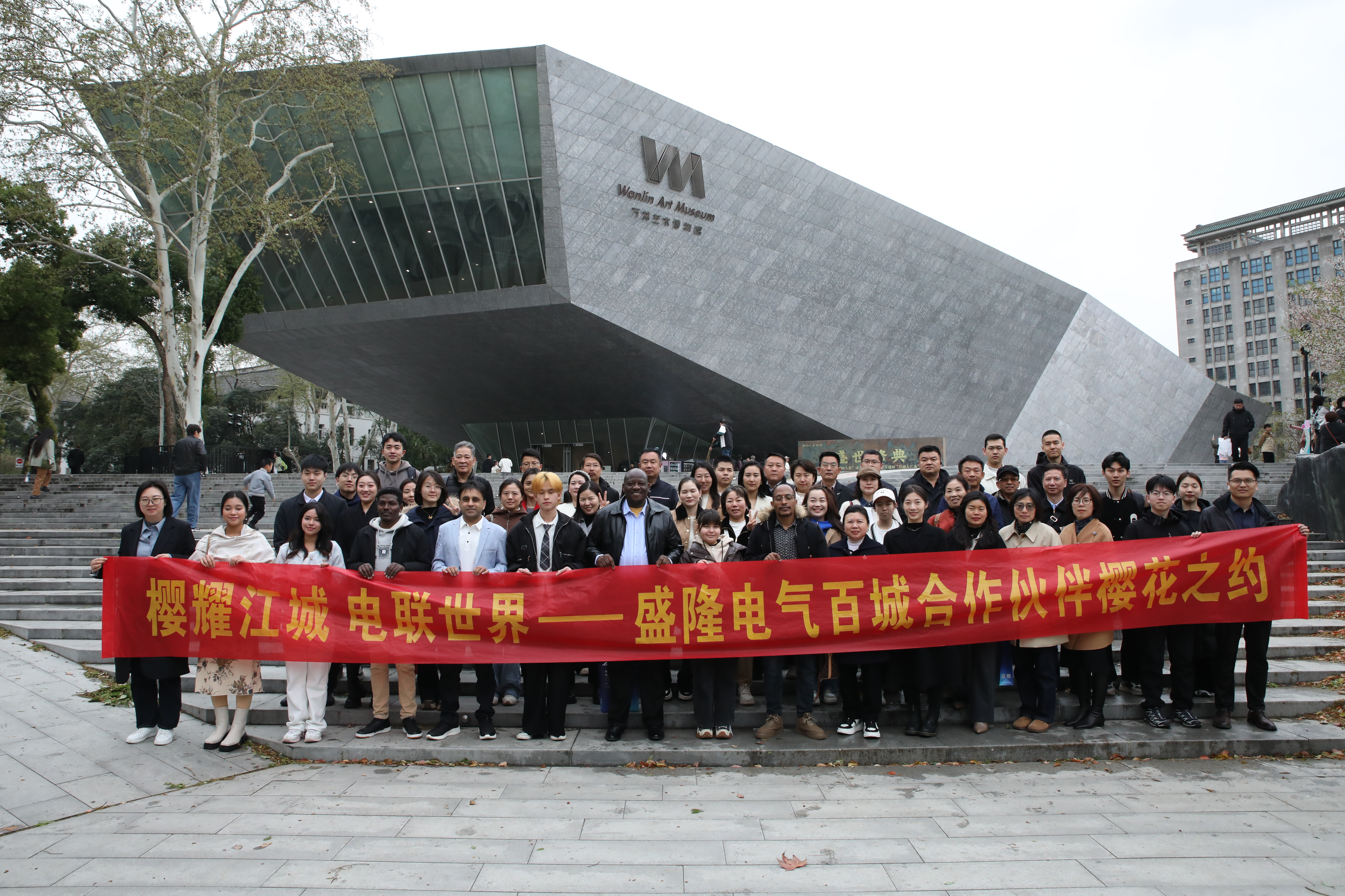 1746843926967258.jpg 1746843926967258.jpg