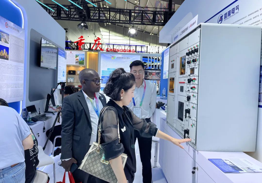 1754226889170881.jpg 1754226889170881.jpg